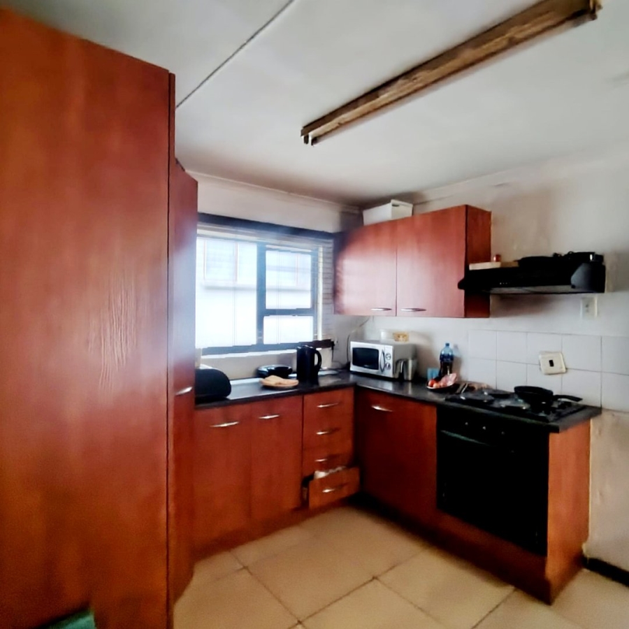 5 Bedroom Property for Sale in Mdantsane Nu 3 Eastern Cape
